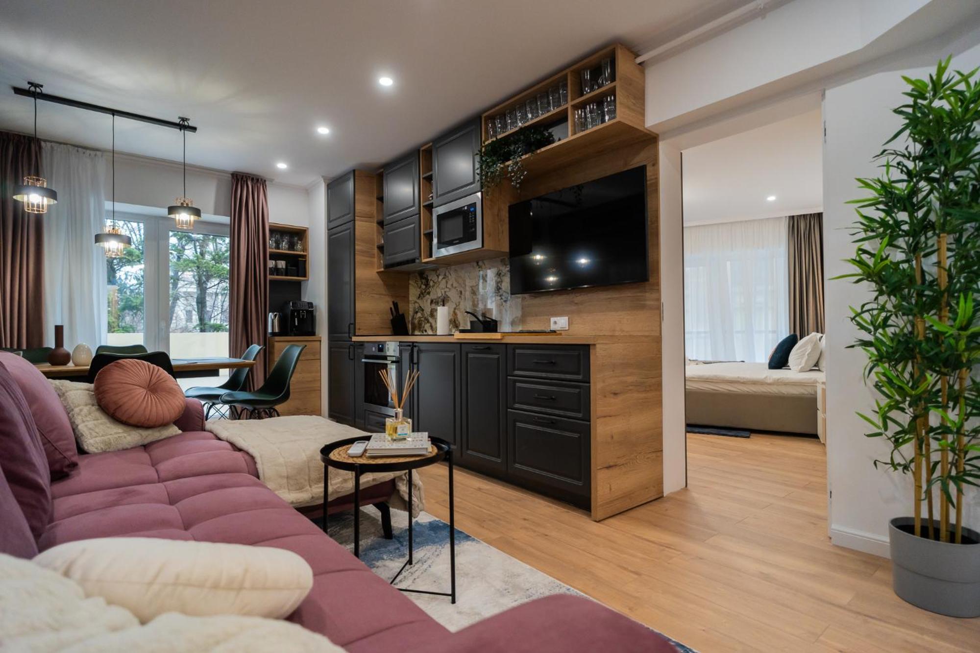 Urban Pearl - Old Town - Unique 4Br/3Ba Apartment بوخارست المظهر الخارجي الصورة
